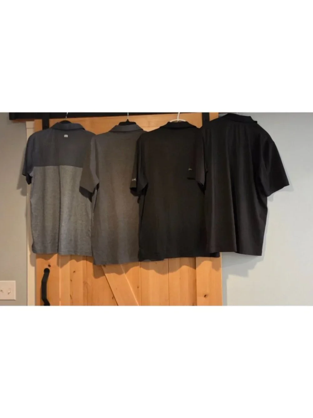Lot of 4 Mens Size M Gray Black Golf Polo Short Sleeve Haagan Travis Mathew